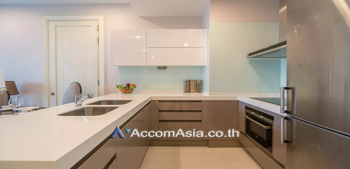  2 Bedrooms  Condominium For Rent & Sale in Ploenchit, Bangkok  near BTS Chitlom (AA29418)