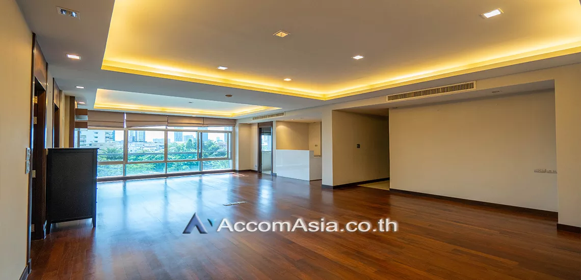 Pet friendly |  3 Bedrooms  Apartment For Rent in Sathorn, Bangkok  near BRT Thanon Chan (AA29424)