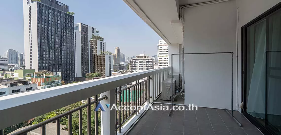 unit 2 Bedrooms  Apartment For Rent in Sukhumvit, Bangkok  near BTS Phrom Phong (AA29433)