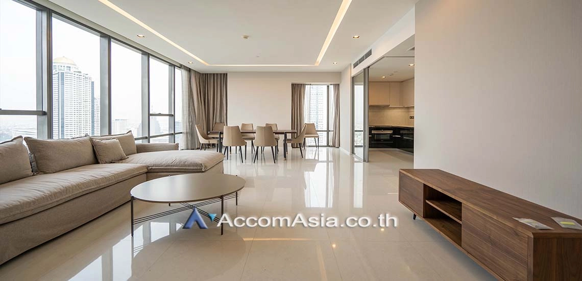 unit Modern condominium with private balcony and serene views in Sathorn (AA29434)