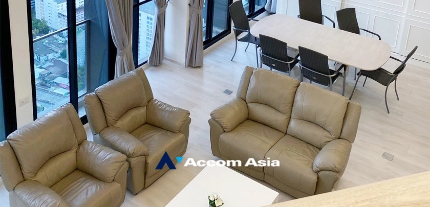  1  3 br Condominium For Rent in Ploenchit ,Bangkok BTS Ploenchit at Noble Ploenchit AA29436