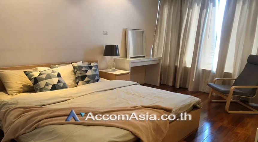 Pet friendly |  2 Bedrooms  Condominium For Rent & Sale in Ploenchit, Bangkok  near BTS Ploenchit (AA29443)