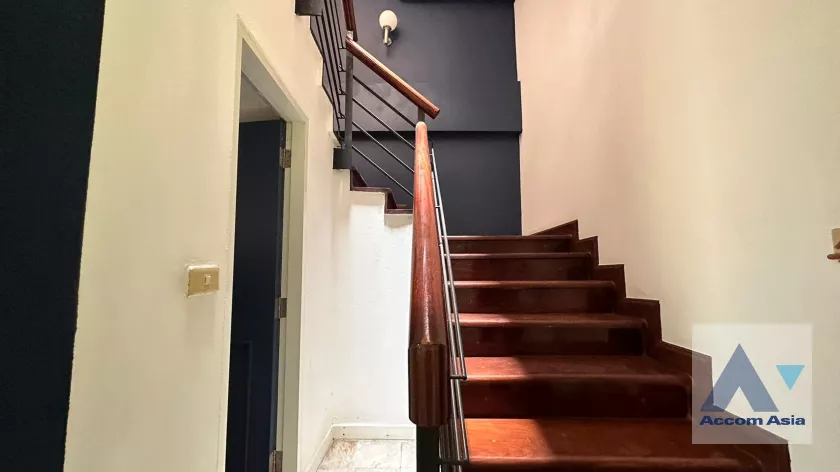 6  4 br House For Rent in Sukhumvit ,Bangkok BTS Ekkamai at The Noble Ekkamai 22  AA29446