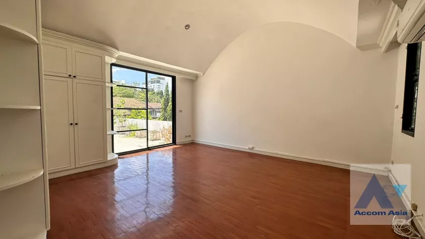 19  4 br House For Rent in Sukhumvit ,Bangkok BTS Ekkamai at The Noble Ekkamai 22  AA29446