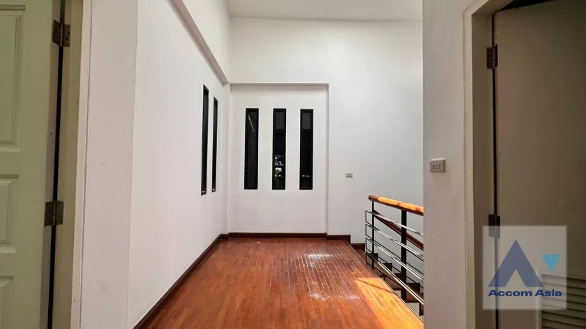 17  4 br House For Rent in Sukhumvit ,Bangkok BTS Ekkamai at The Noble Ekkamai 22  AA29446