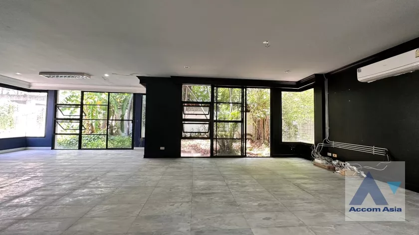  1  4 br House For Rent in Sukhumvit ,Bangkok BTS Ekkamai at The Noble Ekkamai 22  AA29446