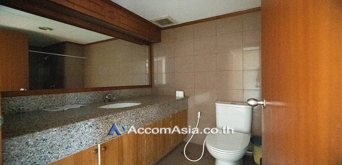 8  2 br Condominium For Rent in Sukhumvit ,Bangkok BTS Asok - MRT Sukhumvit at Lake Avenue AA29448