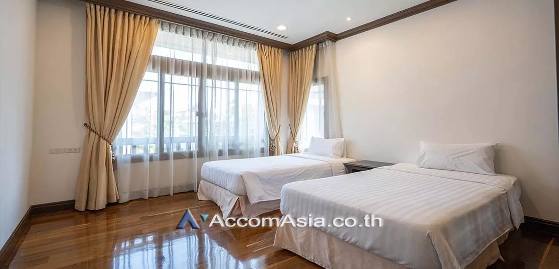 8  4 br House For Rent in Sathorn ,Bangkok BRT Thanon Chan - BTS Saint Louis at Exclusive Resort Style Home  AA29461
