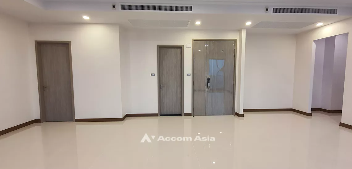 18  3 br Condominium For Rent in Sukhumvit ,Bangkok BTS Phrom Phong at Supalai Oriental Sukhumvit 39 AA29468