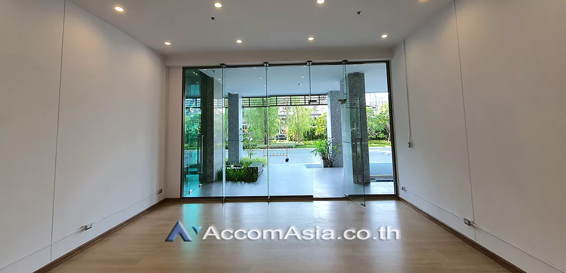  Supalai Oriental Sukhumvit 39 Condominium  studio Bedroom for Rent BTS Phrom Phong in Sukhumvit Bangkok