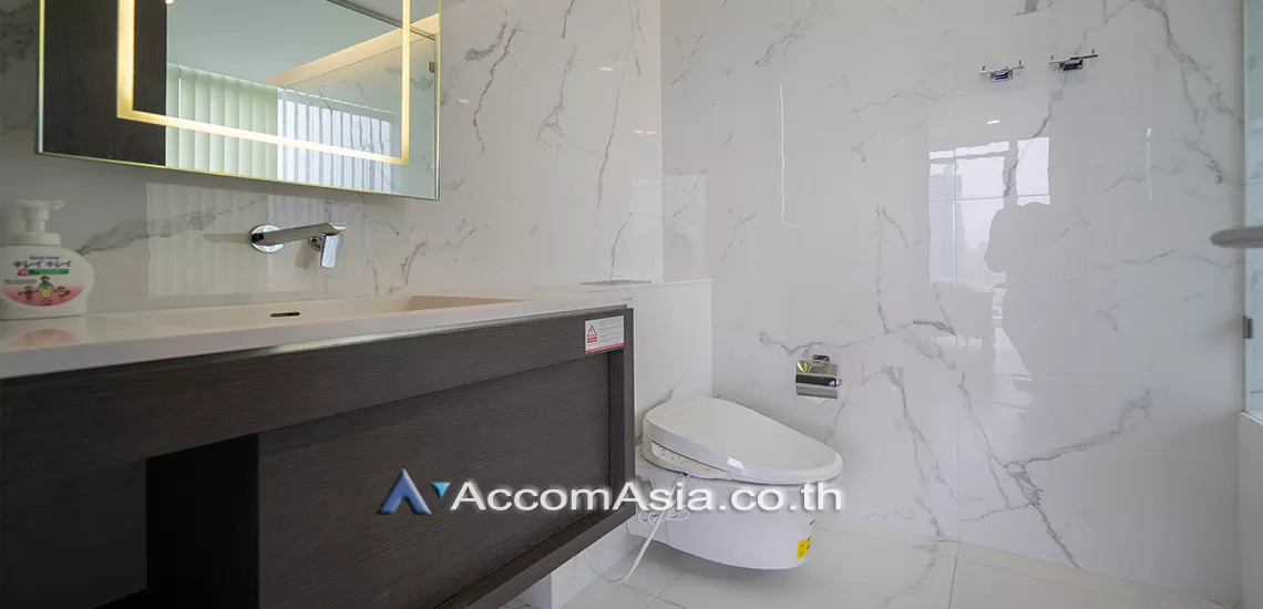 11  2 br Condominium For Rent in Sukhumvit ,Bangkok MRT Queen Sirikit National Convention Center at Siamese Exclusive Queens AA29473