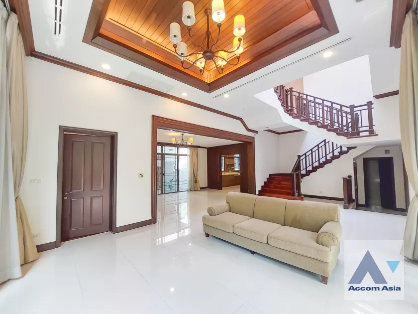 8  4 br House For Rent in Sathorn ,Bangkok BRT Thanon Chan - BTS Saint Louis at Exclusive Resort Style Home  AA29486