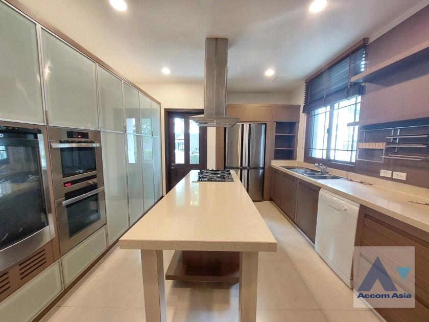 11  4 br House For Rent in Sathorn ,Bangkok BRT Thanon Chan - BTS Saint Louis at Exclusive Resort Style Home  AA29486