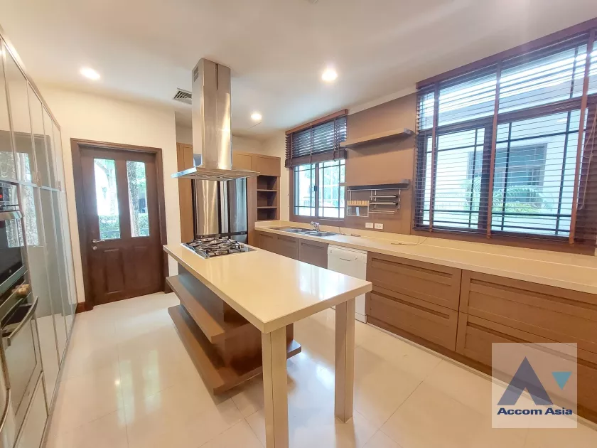 9  4 br House For Rent in Sathorn ,Bangkok BRT Thanon Chan - BTS Saint Louis at Exclusive Resort Style Home  AA29486