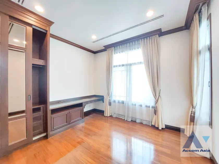 27  4 br House For Rent in Sathorn ,Bangkok BRT Thanon Chan - BTS Saint Louis at Exclusive Resort Style Home  AA29486