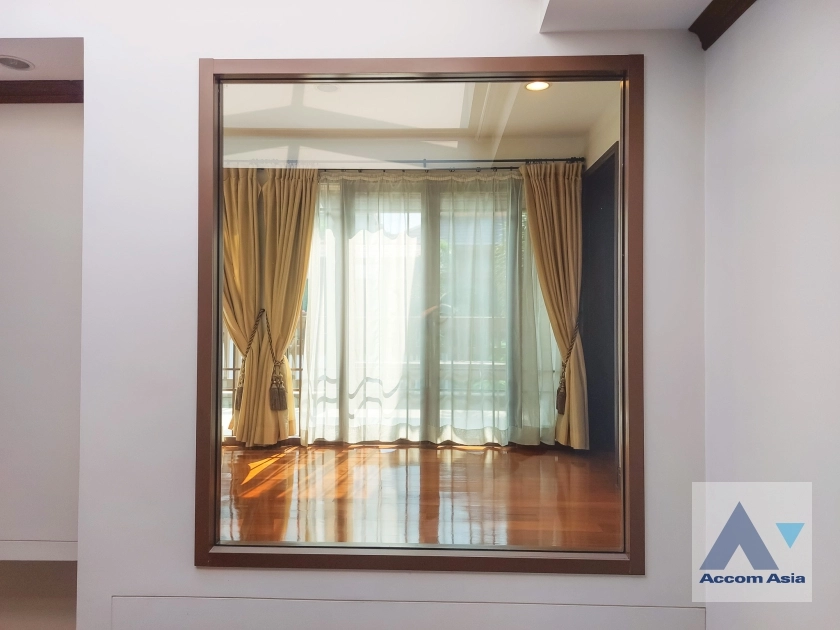 39  4 br House For Rent in Sathorn ,Bangkok BRT Thanon Chan - BTS Saint Louis at Exclusive Resort Style Home  AA29486