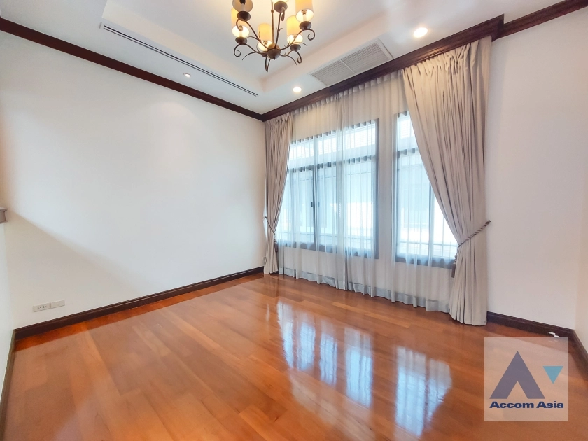 41  4 br House For Rent in Sathorn ,Bangkok BRT Thanon Chan - BTS Saint Louis at Exclusive Resort Style Home  AA29486