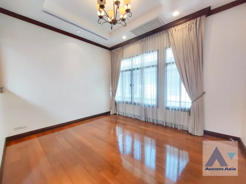 41  4 br House For Rent in Sathorn ,Bangkok BRT Thanon Chan - BTS Saint Louis at Exclusive Resort Style Home  AA29486