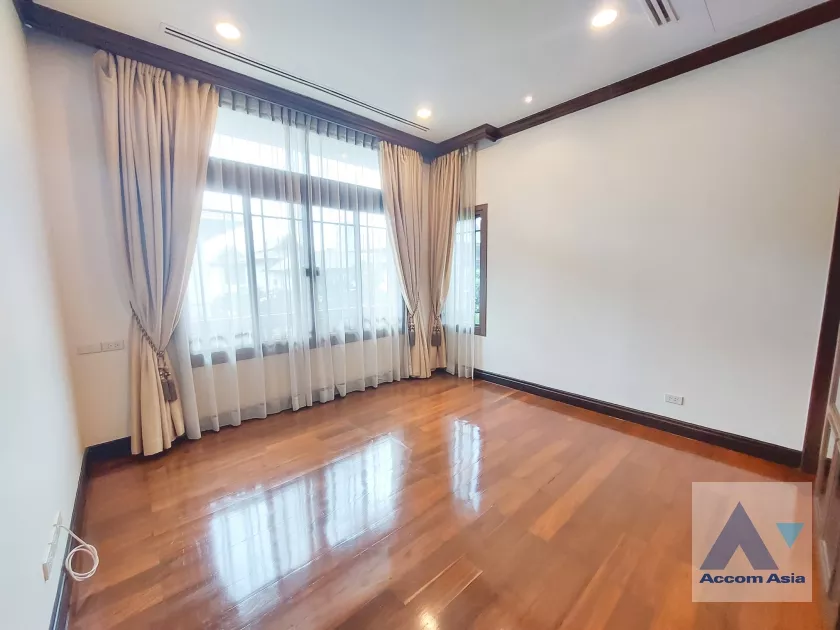 42  4 br House For Rent in Sathorn ,Bangkok BRT Thanon Chan - BTS Saint Louis at Exclusive Resort Style Home  AA29486