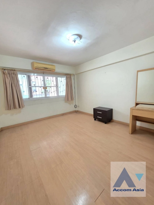 16  3 br Townhouse for rent and sale in Sukhumvit ,Bangkok BTS Phrom Phong AA29496