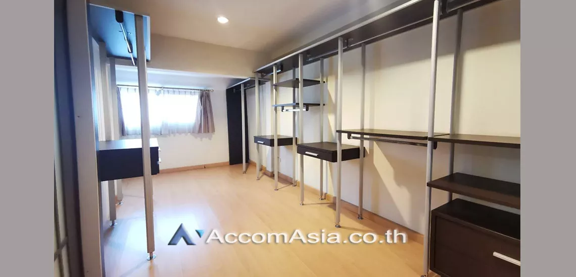 11  3 br Townhouse for rent and sale in sukhumvit ,Bangkok BTS Phrom Phong AA29496