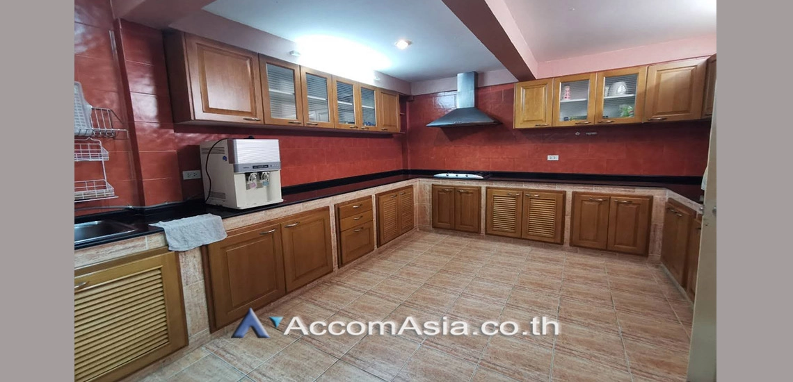 4  3 br Townhouse for rent and sale in sukhumvit ,Bangkok BTS Phrom Phong AA29496