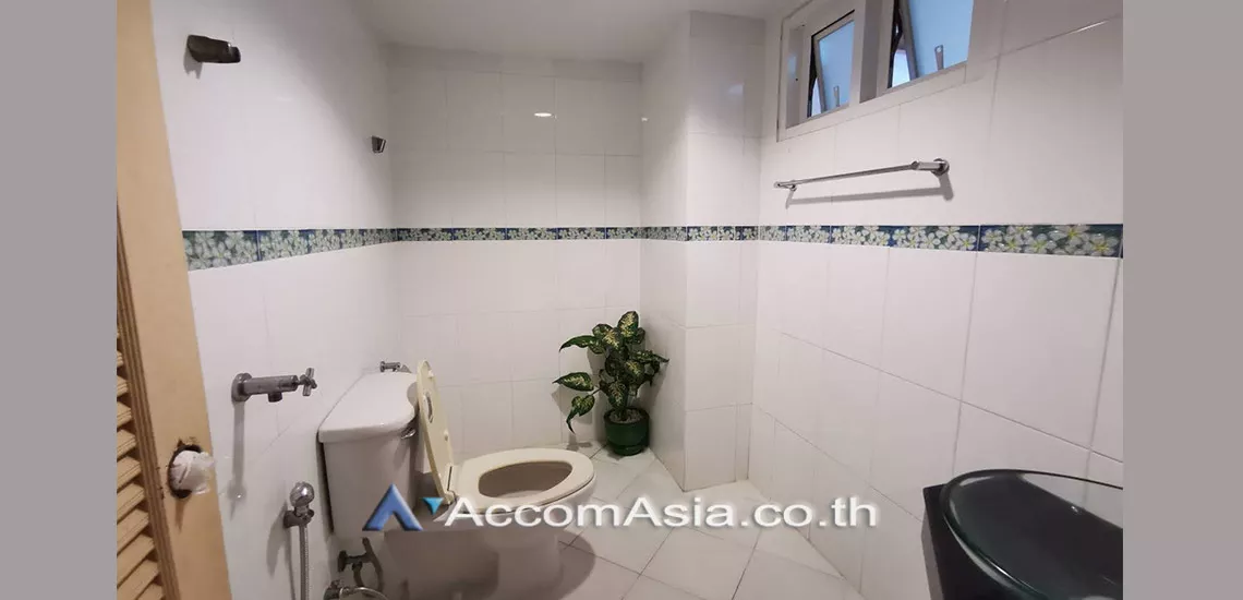 7  3 br Townhouse for rent and sale in sukhumvit ,Bangkok BTS Phrom Phong AA29496