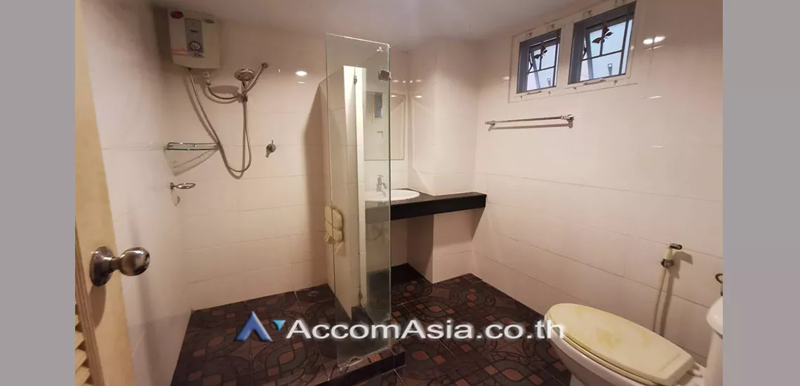 8  3 br Townhouse for rent and sale in sukhumvit ,Bangkok BTS Phrom Phong AA29496