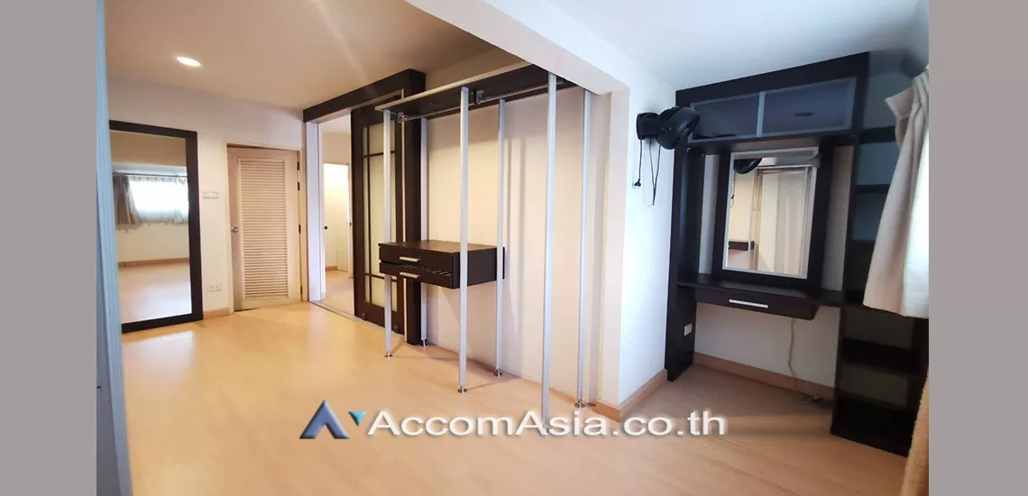 10  3 br Townhouse for rent and sale in sukhumvit ,Bangkok BTS Phrom Phong AA29496