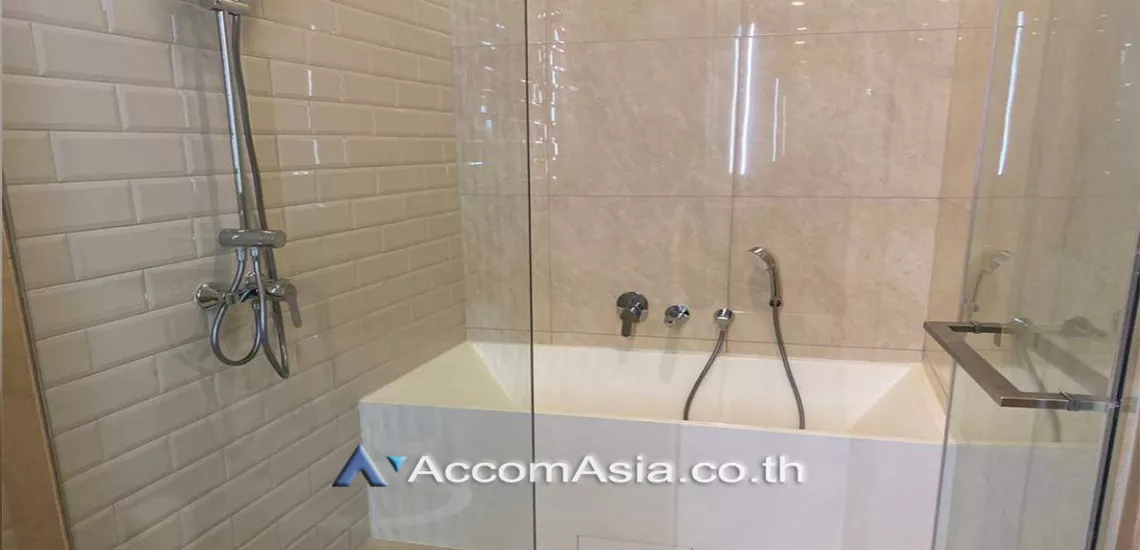8  1 br Condominium For Rent in Sukhumvit ,Bangkok BTS Ekkamai at Siamese Exclusive 42 AA29497