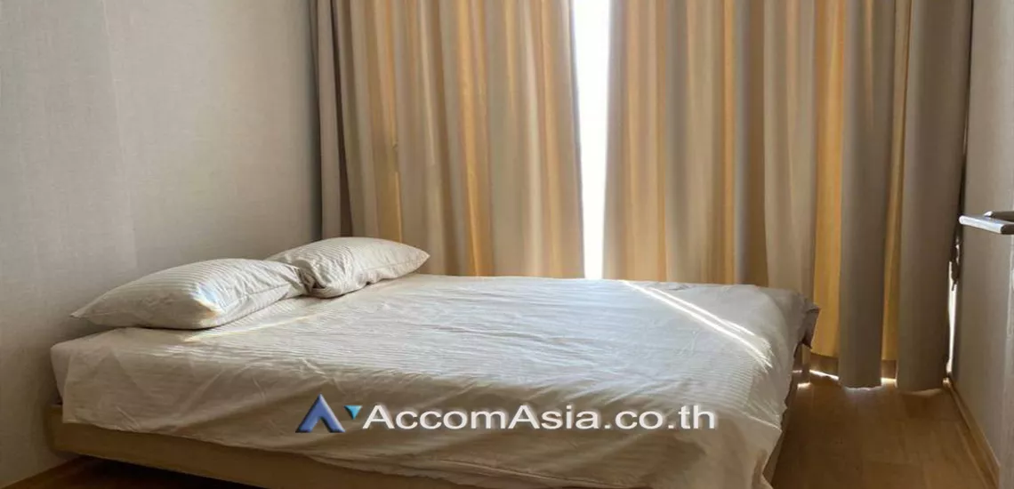  1 Bedroom  Condominium For Rent in Sukhumvit, Bangkok  near BTS Ekkamai (AA29497)