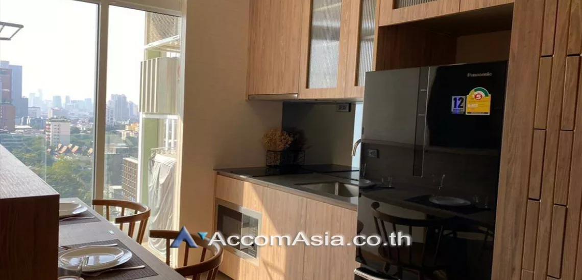 unit 1 Bedroom  Condominium For Rent in Sukhumvit, Bangkok  near BTS Ekkamai (AA29497)