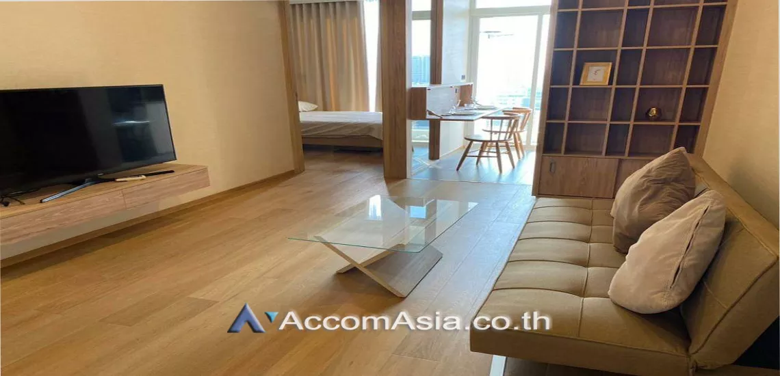  1 Bedroom  Condominium For Rent in Sukhumvit, Bangkok  near BTS Ekkamai (AA29497)