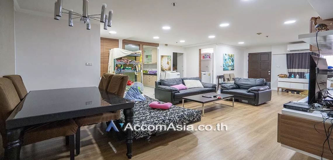 unit 2 Bedrooms  Condominium For Rent in Sukhumvit, Bangkok  near BTS Phrom Phong (AA29505)