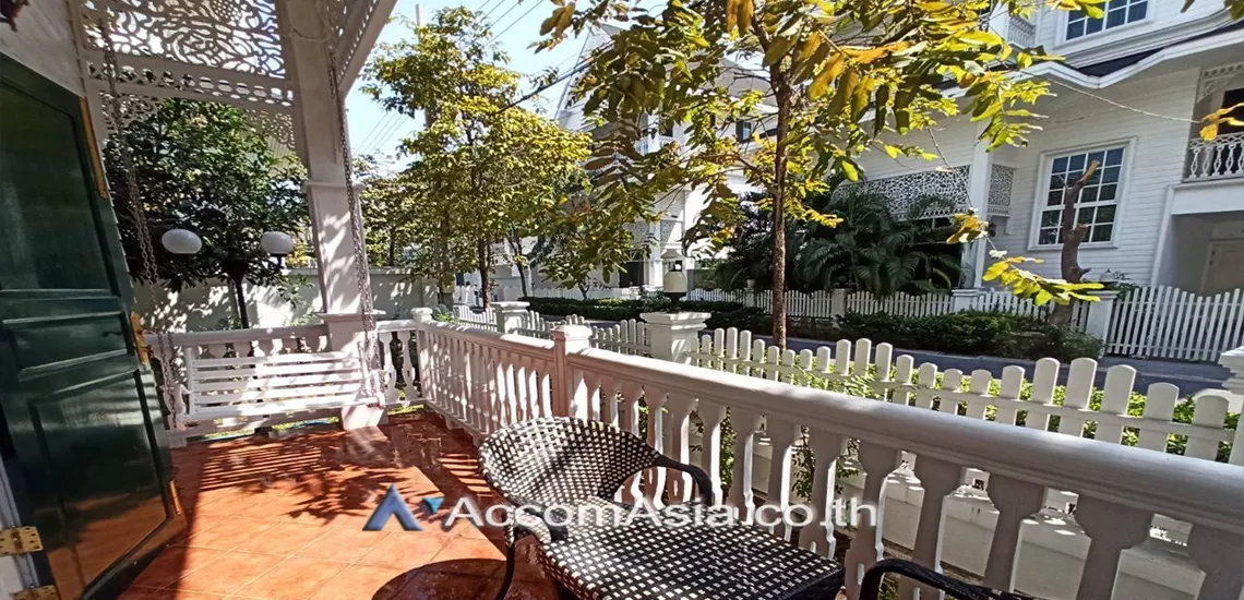 6  3 br House For Rent in Bang Na ,Bangkok BTS Bearing at Fantasia Villa 3  AA29508