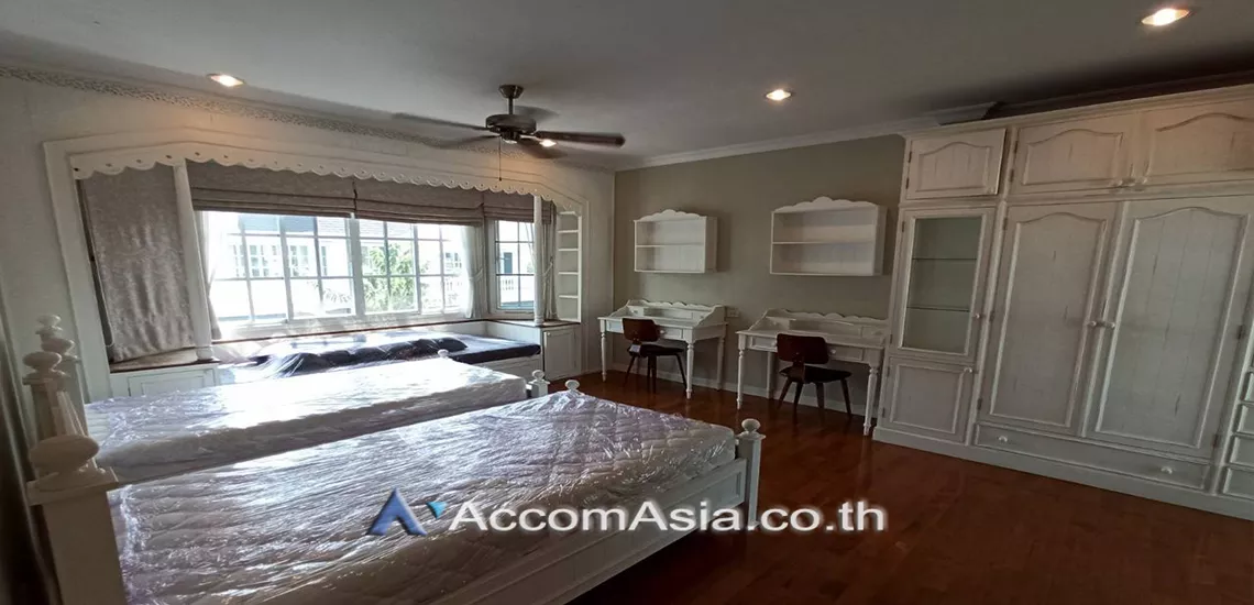 11  3 br House For Rent in Bangna ,Bangkok BTS Bearing at Fantasia Villa AA29508