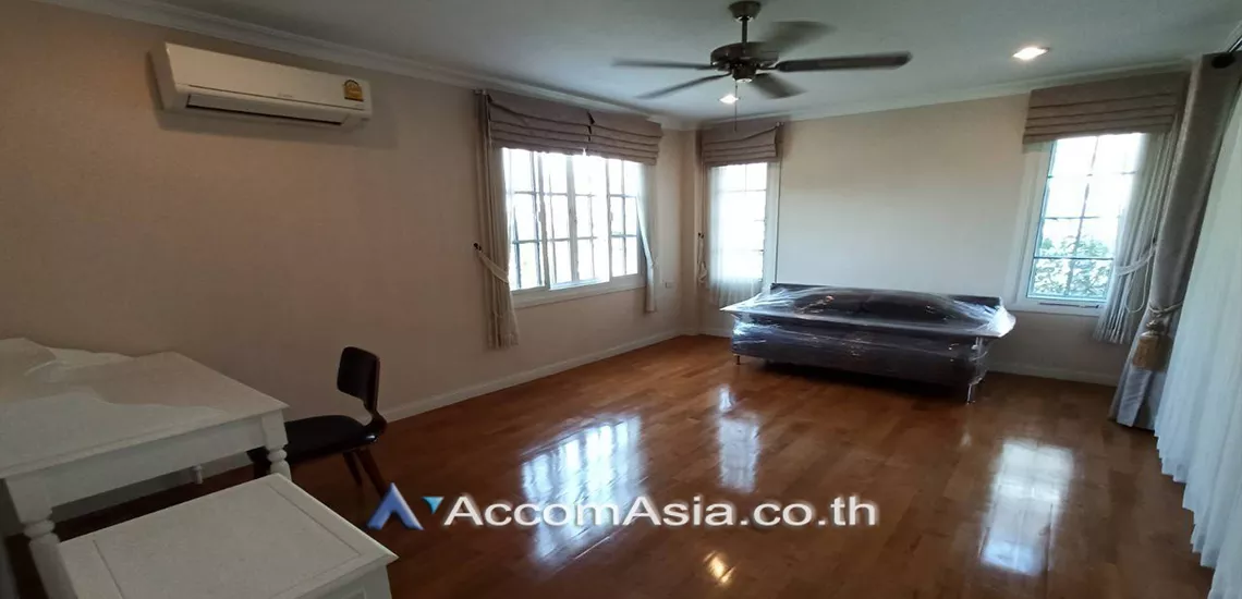 12  3 br House For Rent in Bangna ,Bangkok BTS Bearing at Fantasia Villa 3  AA29508