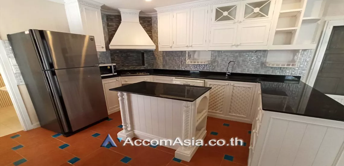 7  3 br House For Rent in Bang Na ,Bangkok BTS Bearing at Fantasia Villa 3  AA29508