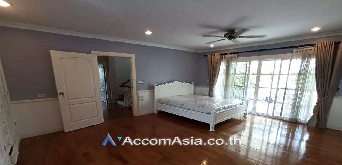 9  3 br House For Rent in Bangna ,Bangkok BTS Bearing at Fantasia Villa 3  AA29508