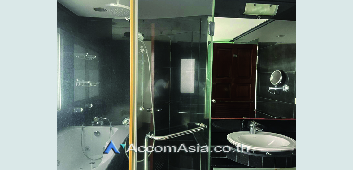 18  4 br Condominium For Rent in Sukhumvit ,Bangkok BTS Phrom Phong at 33 Tower AA29509