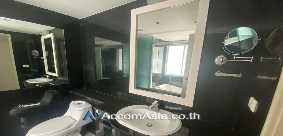 13  4 br Condominium For Rent in Sukhumvit ,Bangkok BTS Phrom Phong at 33 Tower AA29509