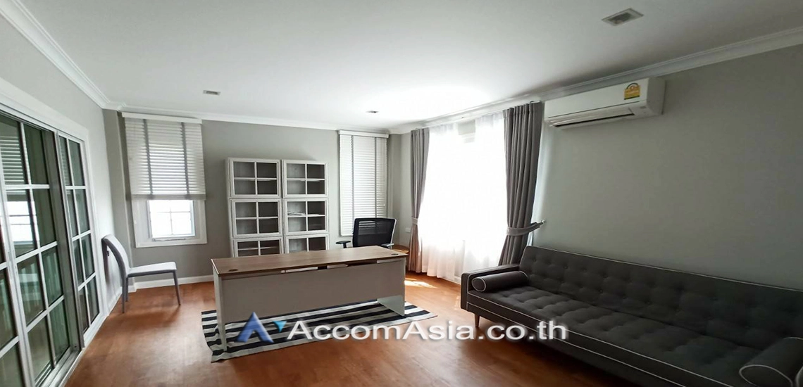 8  3 br House For Rent in Bang Na ,Bangkok BTS Bearing at Fantasia Villa 3  AA29523