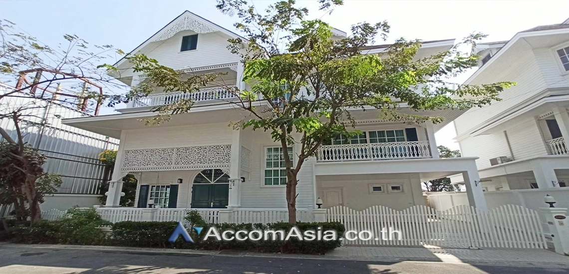 14  3 br House For Rent in Bang Na ,Bangkok BTS Bearing at Fantasia Villa 3  AA29523