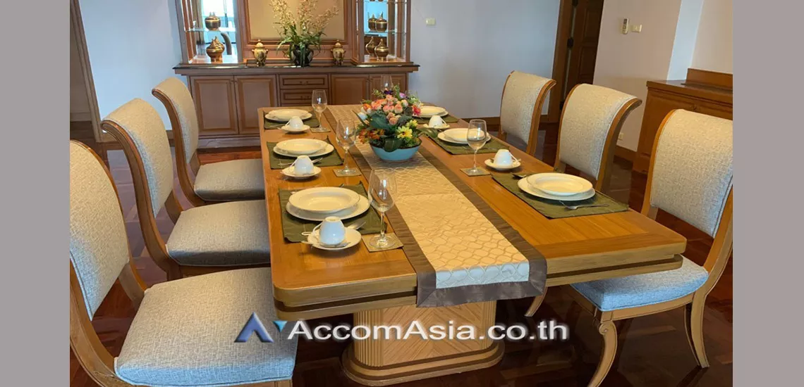 4  4 br Apartment For Rent in Sukhumvit ,Bangkok BTS Phrom Phong at High quality of living AA29524