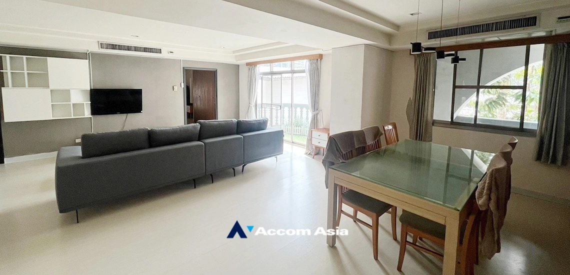 unit 3 Bedrooms  Condominium For Rent & Sale in Sukhumvit, Bangkok  near BTS Phrom Phong (AA29527)