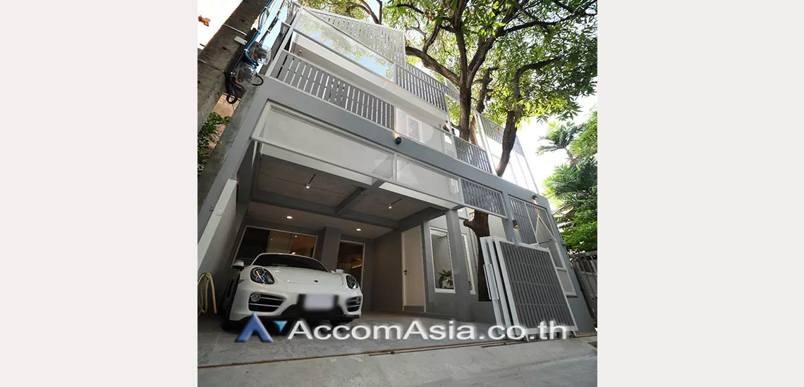 16  3 br House For Rent in sukhumvit ,Bangkok BTS Phrom Phong AA29529
