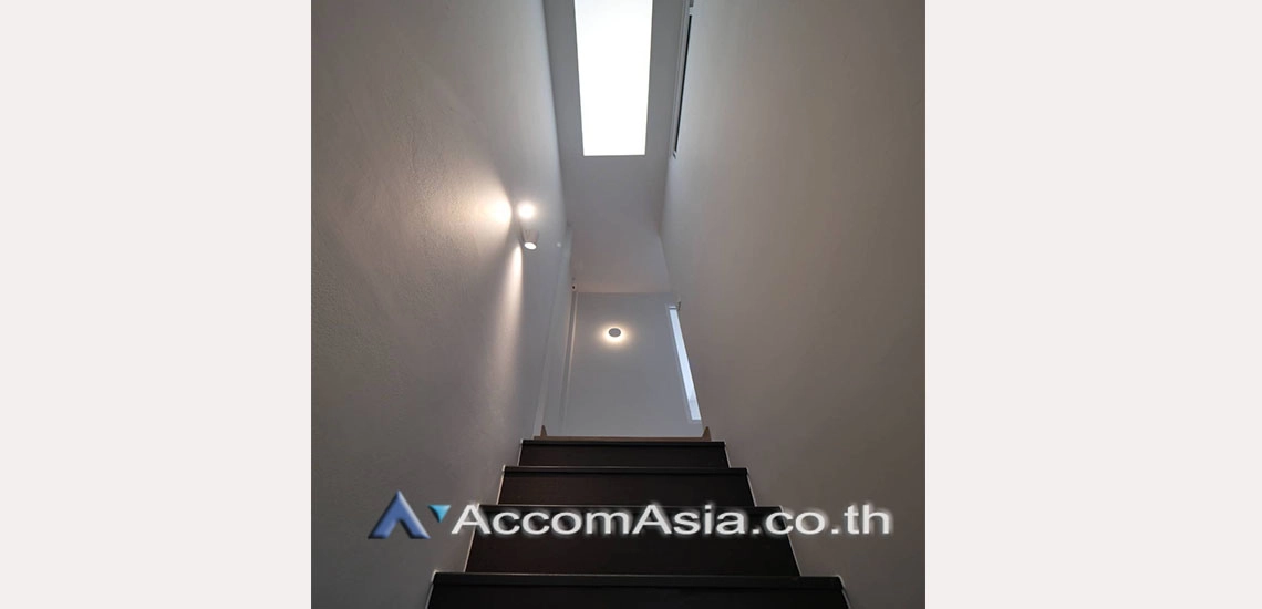 15  3 br House for rent and sale in Sukhumvit ,Bangkok BTS Phrom Phong AA29529