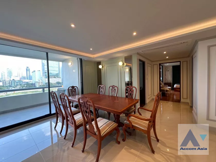 6  4 br Condominium For Rent in Ploenchit ,Bangkok BTS Chitlom at Somkid Gardens AA29537