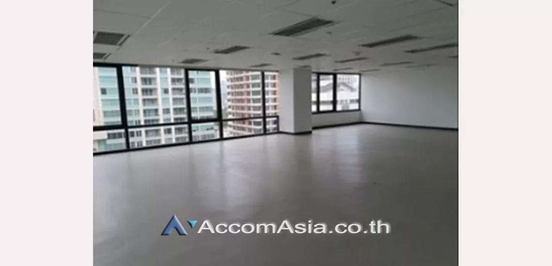 unit Studio  Office space For Rent in Silom, Bangkok  near MRT Lumphini (AA29540)