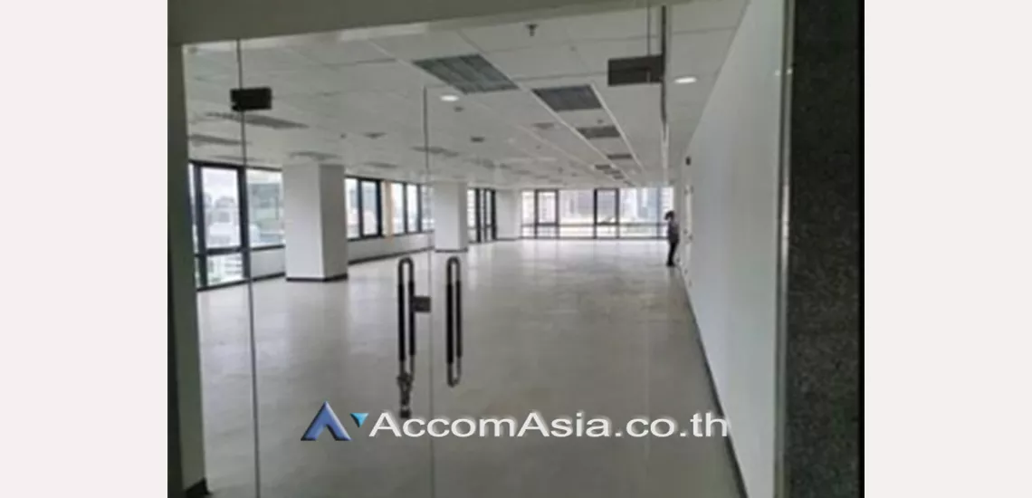  1  Studio Office Space For Rent in Silom ,Bangkok MRT Lumphini at Tisco Tower Sathorn AA29540